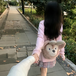 老师脱了乳罩让我吃她奶在线观看
