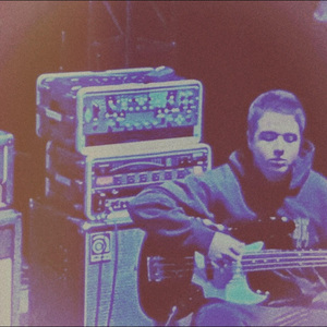 老师脱了乳罩让我吃她奶在线观看
